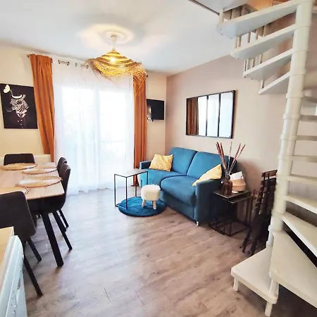 L'escampette, Duplex T3, Centre Luchon, Wifi, Casier A Skis, 4 Personnes Bagneres-de-Luchon