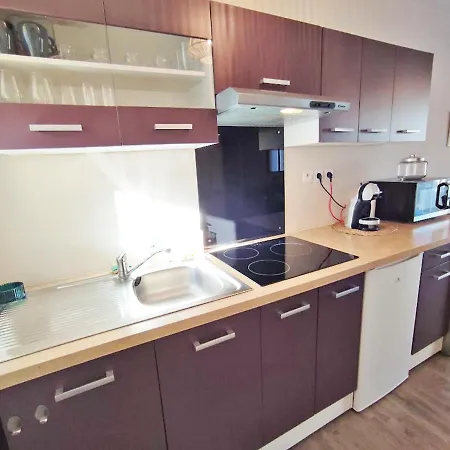 Apartment L'escampette, Duplex T3, Centre Luchon, Wifi, Casier A Skis, 4 Personnes Bagneres-de-Luchon